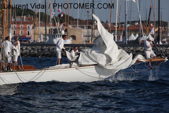 2010_0930_163332AB