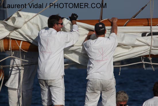 2010_0930_163844AB