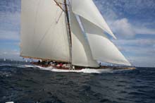 2010_1002_132004AC
